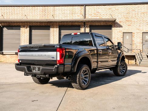 Used 2019 Ford F250 Limited AWD/4WD image 2