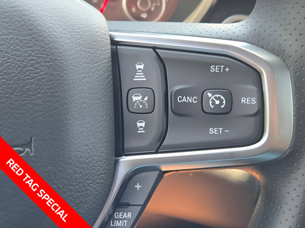 New 2026 RAM 1500 Express AWD/4WD image 32
