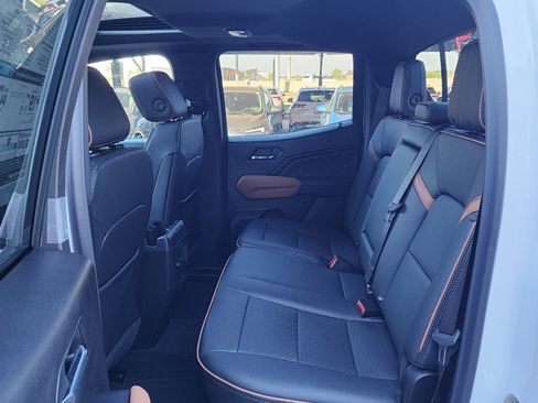 New 2026 GMC Canyon AT4 w/ Technology Plus Package image 46