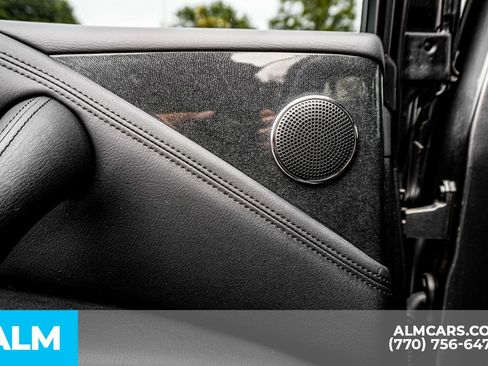 Used 2024 Nissan Armada SL w/ Midnight Edition Package image 62