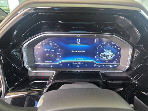 Used 2023 Chevrolet Silverado 1500 ZR2 w/ Technology Package AWD/4WD image 27