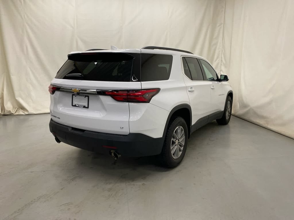 Used 2023 Chevrolet Traverse LT AWD/4WD image 6