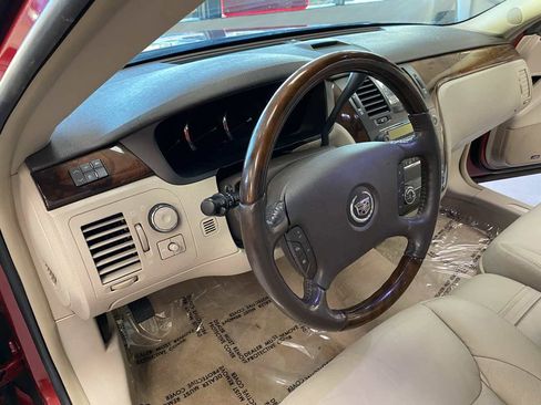 Used 2008 Cadillac DTS image 14