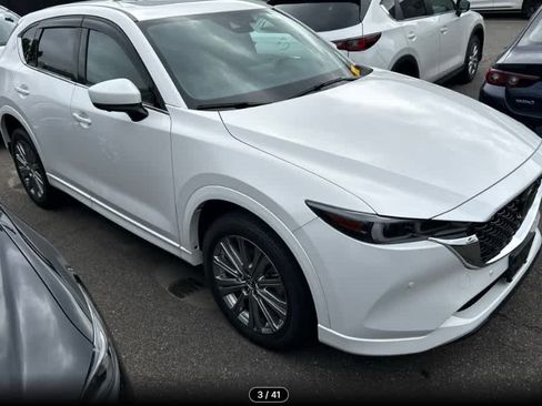 Used 2023 MAZDA CX-5 Signature AWD/4WD image 4