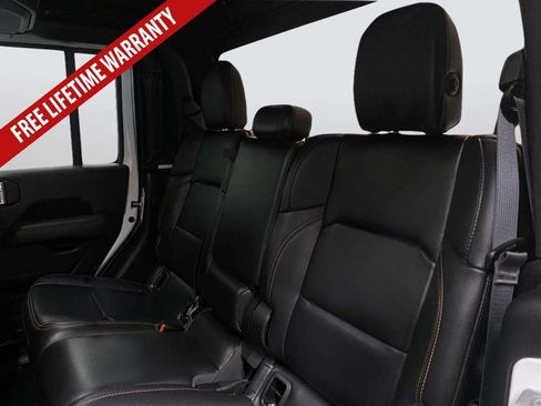 Used 2022 Jeep Gladiator Mojave w/ Trailer Tow Package AWD/4WD image 30