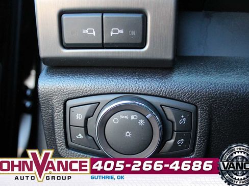 Used 2017 Ford F150 Limited w/ Trailer Tow Package image 32