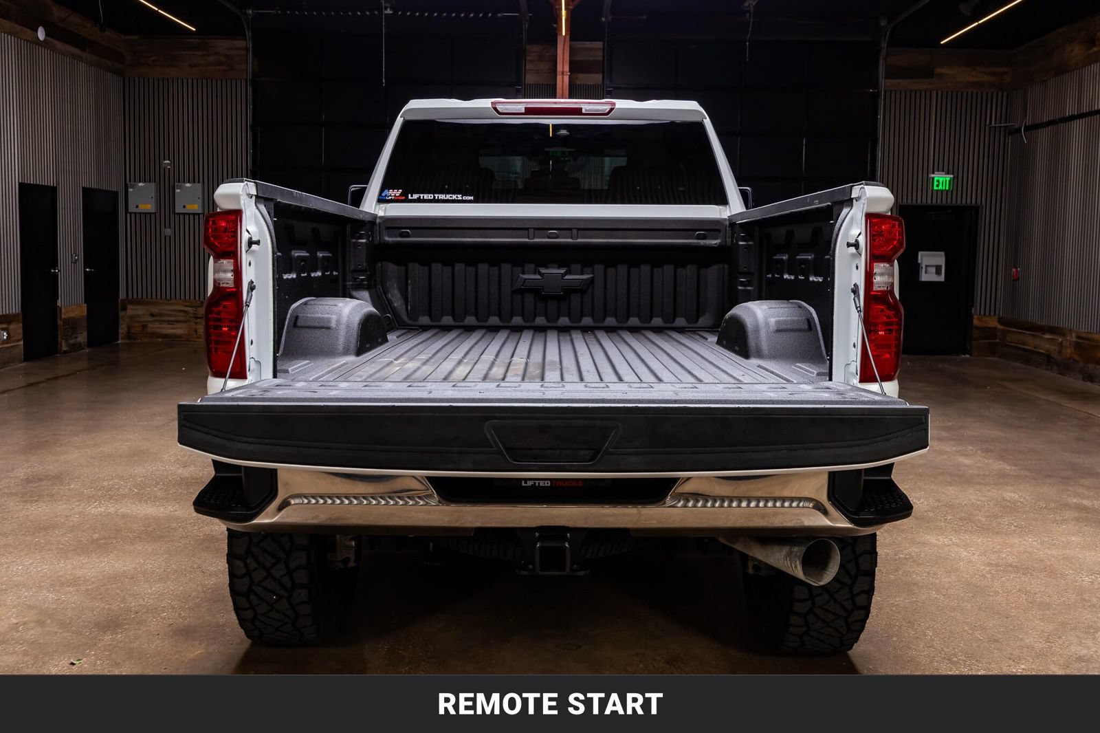 Used 2026 Chevrolet Silverado 2500 LT AWD/4WD image 9