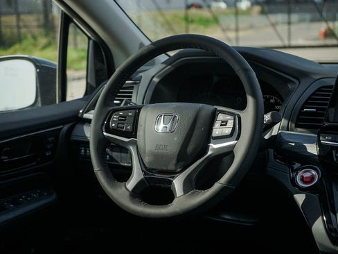 New 2026 Honda Odyssey Elite image 17