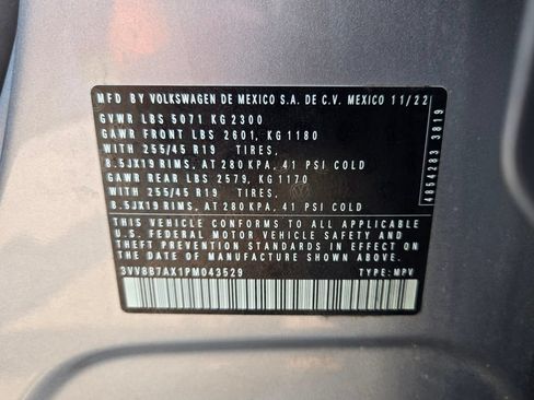 Used 2023 Volkswagen Tiguan SE R-Line AWD/4WD image 31