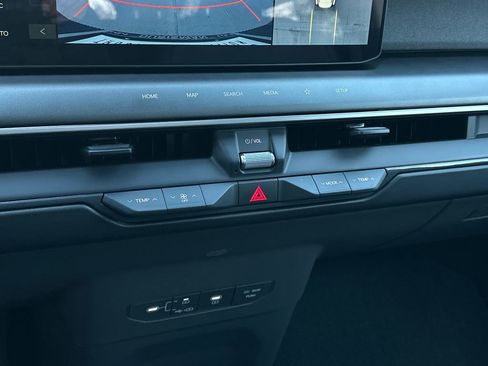 New 2026 Kia EV9 Wind image 27