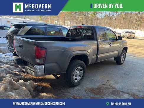 Used 2022 Toyota Tacoma SR5 image 4