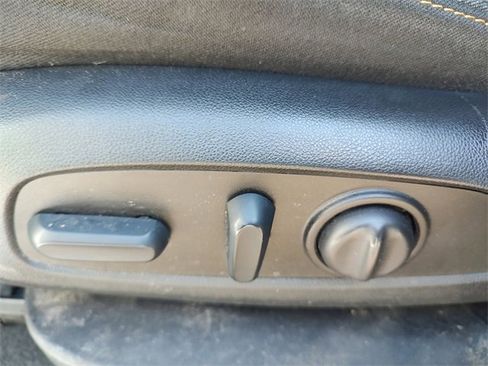 Used 2022 Chevrolet Equinox LT image 29