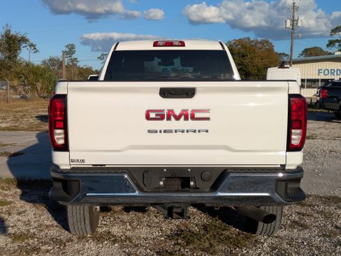 Used 2024 GMC Sierra 2500 Pro w/ Convenience Package image 5