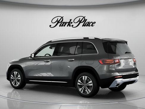 Used 2026 Mercedes-Benz GLB 250 image 10