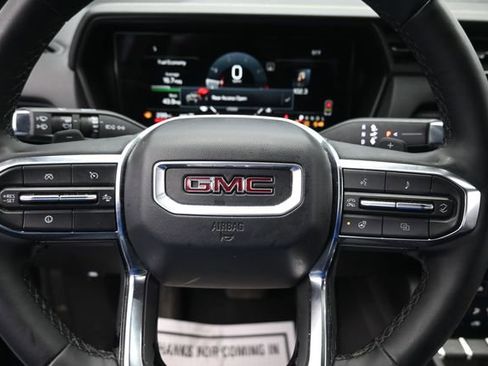 Used 2025 GMC Terrain Elevation AWD/4WD image 15