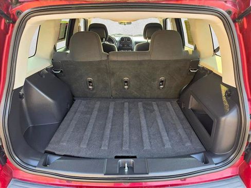 Used 2015 Jeep Patriot Sport AWD/4WD image 14