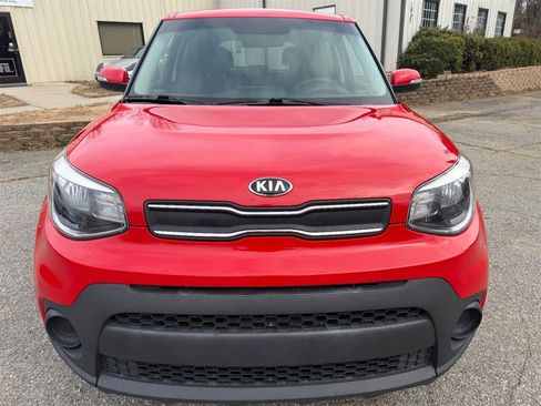 Used 2018 Kia Soul image 8