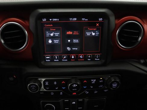 Used 2018 Jeep Wrangler Unlimited Rubicon AWD/4WD image 23