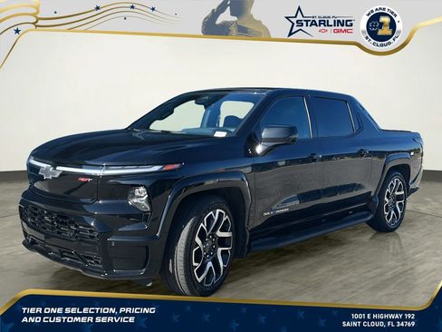Certified 2025 Chevrolet Silverado EV RST AWD/4WD image 1