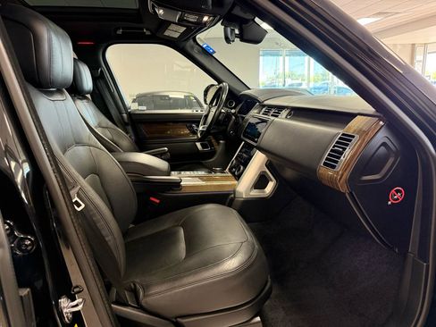Used 2018 Land Rover Range Rover HSE image 27