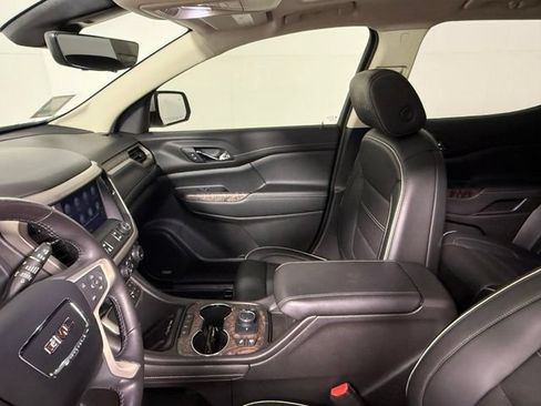 Used 2021 GMC Acadia Denali w/ Denali Technology Package FWD image 29