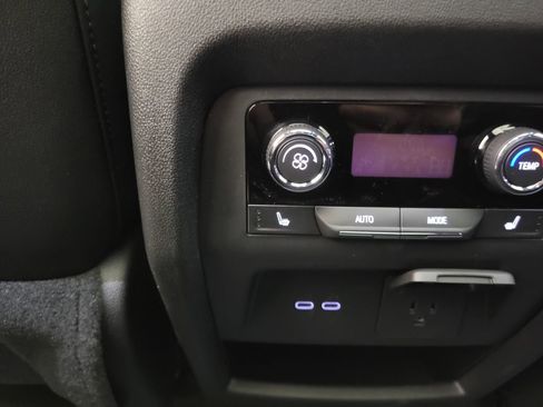 New 2026 Chevrolet Traverse RS w/ LPO, Floor Liner Package image 20