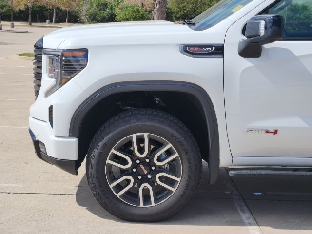 Used 2026 GMC Sierra 1500 AT4 w/ AT4 Premium Package AWD/4WD image 8