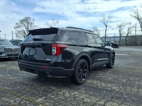 Used 2024 Ford Explorer ST-Line w/ Class IV Trailer Tow Package image 5