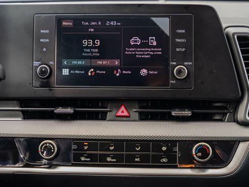 Used 2025 Kia Sportage LX image 31