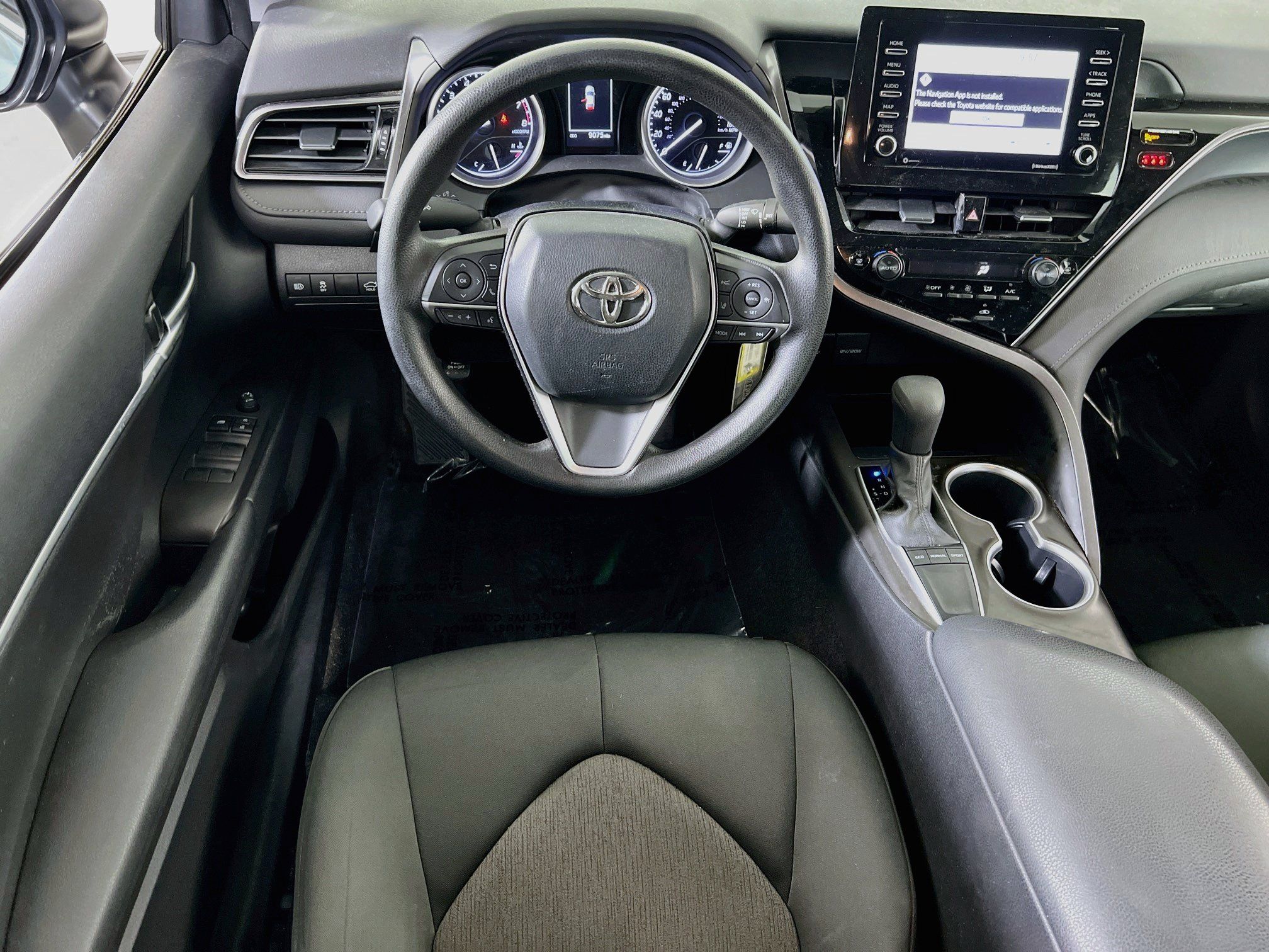 Used 2023 Toyota Camry LE FWD image 20