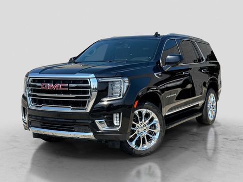 Used 2023 GMC Yukon SLT AWD/4WD image 1