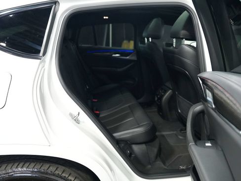 Used 2024 BMW X4 M40i AWD/4WD image 34