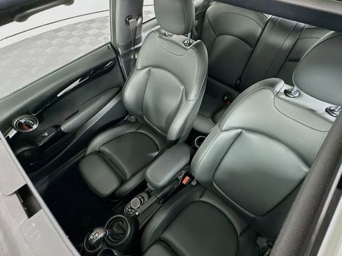 Used 2019 MINI Cooper S w/ Premium Package image 22