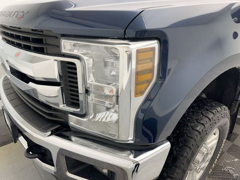 Used 2019 Ford F250 XLT w/ XLT Value Package image 11