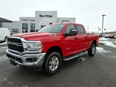 Used 2024 RAM 2500 Big Horn w/ Bed Utility Group image 8
