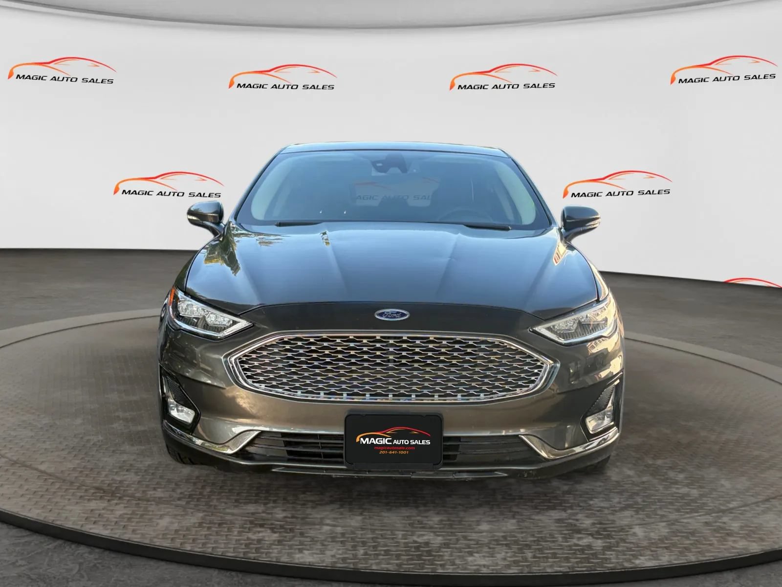 Used 2020 Ford Fusion Titanium AWD/4WD image 3