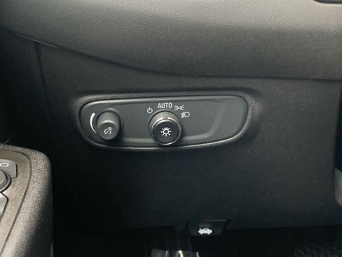 Certified 2022 Chevrolet Equinox LS w/ LS Convenience Package image 22