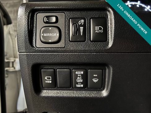 Used 2023 Toyota 4Runner SR5 Premium image 16