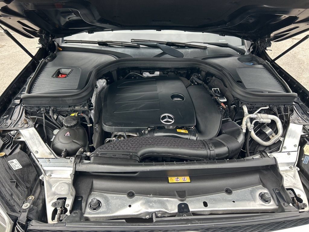 Used 2022 Mercedes-Benz GLC 300 image 16