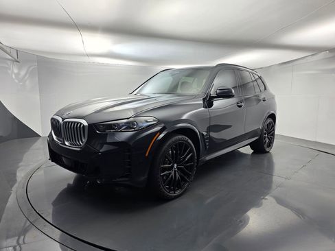 Used 2024 BMW X5 sDrive40i w/ M Sport Package RWD image 8