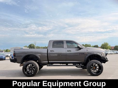 Used 2016 RAM 2500 Tradesman w/ Chrome Appearance Group AWD/4WD image 6