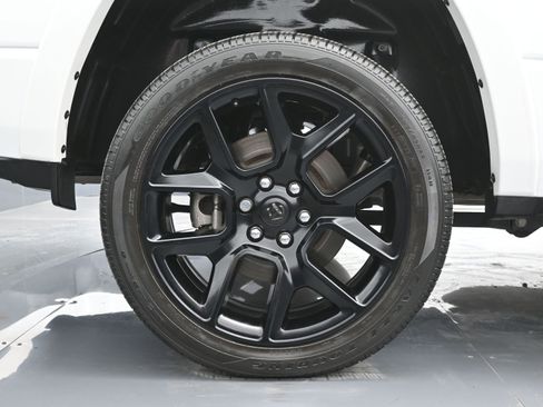 Used 2021 RAM 1500 Laramie image 17
