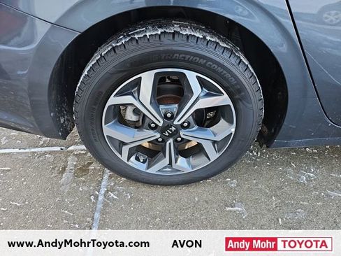 Used 2021 Kia Forte LXS image 32