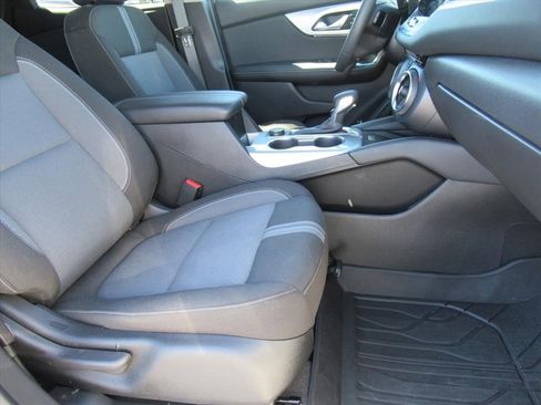 Certified 2024 Chevrolet Blazer LT w/ Convenience Package image 10