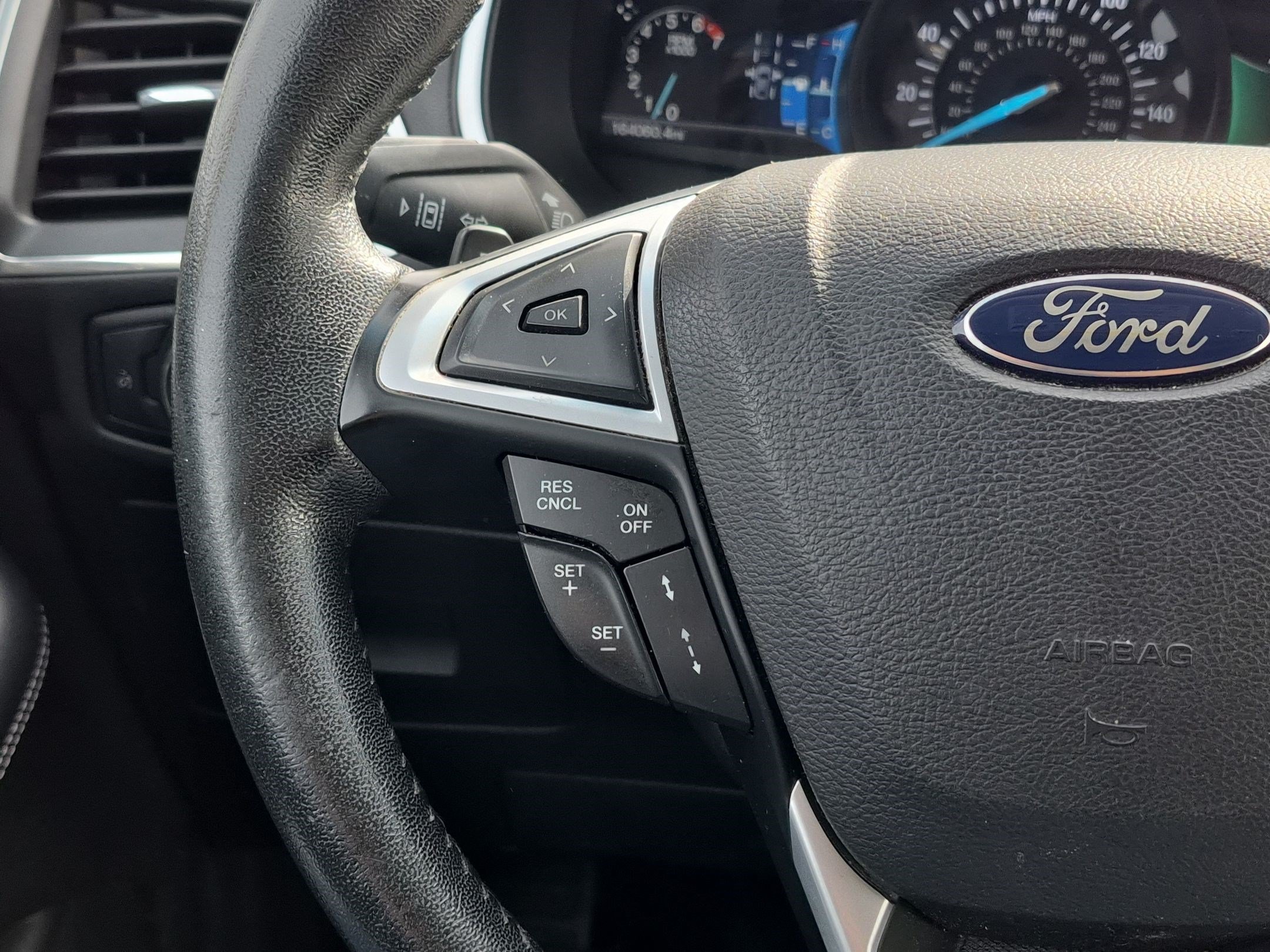 Used 2016 Ford Edge Titanium w/ Equipment Group 302A AWD/4WD image 19