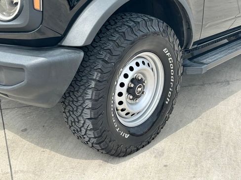 Used 2022 Ford Bronco 2-Door AWD/4WD image 9