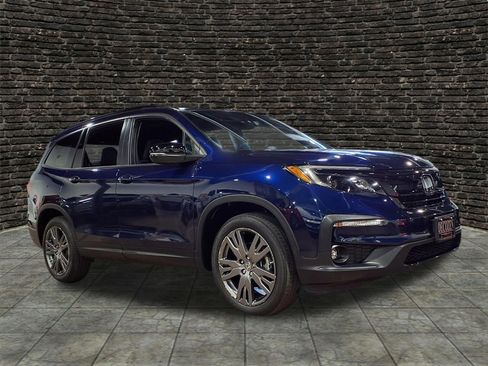 Used 2022 Honda Pilot Sport image 1