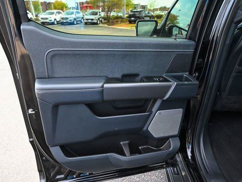 Used 2025 Ford F150 Lariat AWD/4WD image 23
