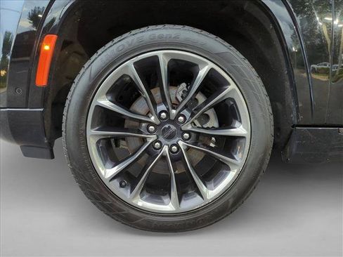 Used 2024 Jeep Grand Wagoneer L Series II w/ Quick Order Packagew 28T AWD/4WD image 25
