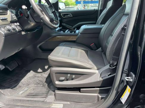 Used 2019 GMC Yukon Denali w/ Denali Ultimate Package AWD/4WD image 30